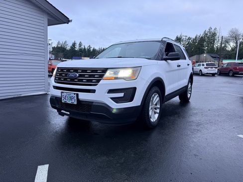 Used 2016 Ford Explorer 4WD image 1