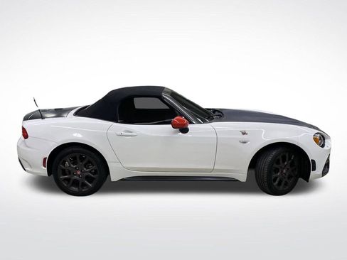 Used 2020 FIAT 124 Spider Abarth w/ Convenience Group image 2