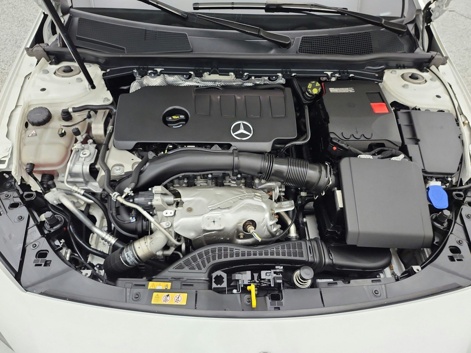 Used 2022 Mercedes-Benz A 220 4MATIC image 17