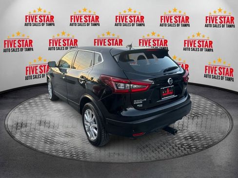 Used 2021 Nissan Rogue Sport S image 5