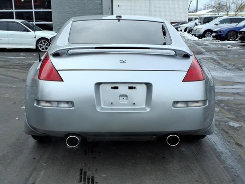 Used 2004 Nissan 350Z Touring w/ Cargo Convenience Pkg image 4