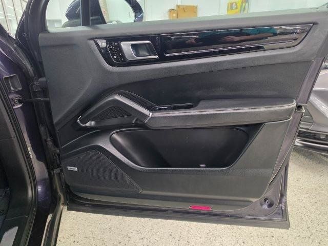 Used 2019 Porsche Cayenne AWD/4WD image 31