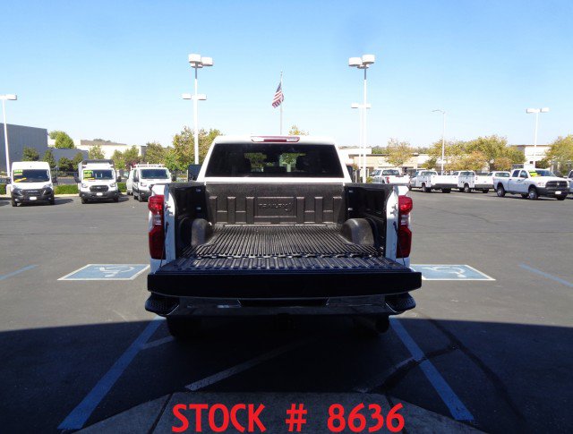 Used 2024 Chevrolet Silverado 2500 LT AWD/4WD image 5