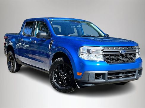 Used 2022 Ford Maverick XLT w/ Equipment Group 300A Standard image 2