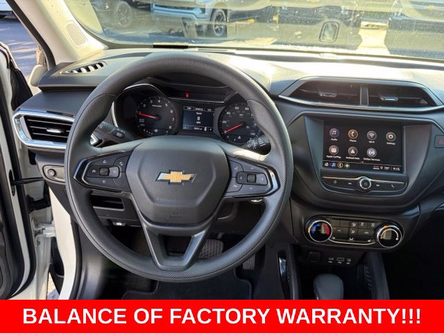 Used 2023 Chevrolet TrailBlazer LT FWD image 17