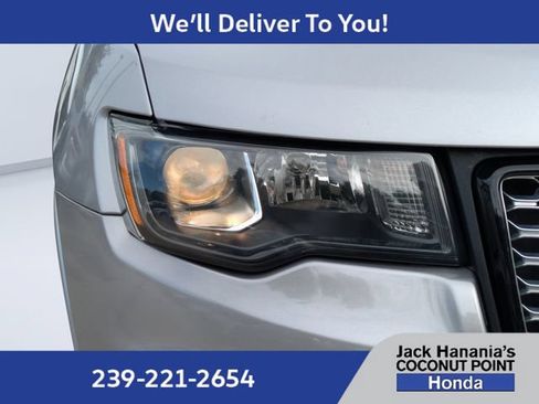 Used 2020 Jeep Grand Cherokee Altitude AWD/4WD image 10
