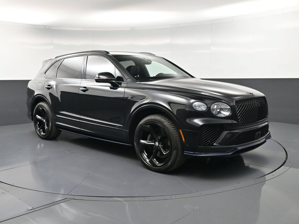 Certified 2025 Bentley Bentayga AWD/4WD image 10