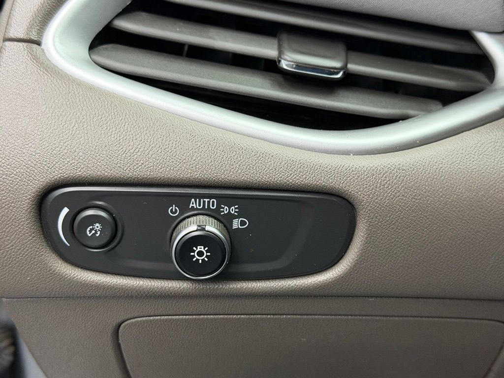 Used 2024 Chevrolet Malibu LT FWD image 30
