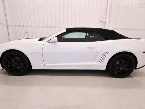 Used 2014 Chevrolet Camaro SS w/ RS Package RWD image 6