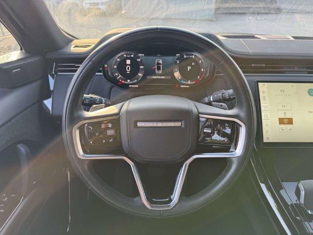 Used 2025 Land Rover Range Rover Sport SE AWD/4WD image 20