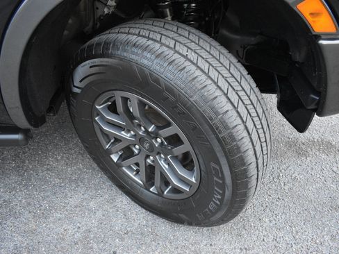 Used 2021 Ford Ranger Lariat w/ Tremor Off-Road Package image 46