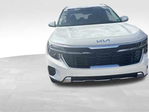 Used 2024 Kia Seltos SX AWD/4WD image 4