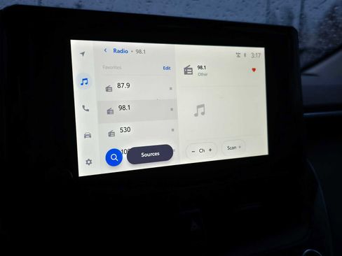 Used 2024 Toyota Corolla LE image 27