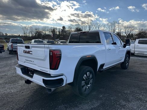 Used 2024 GMC Sierra 2500 Denali image 5