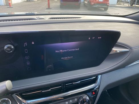 Used 2025 Buick Envista Sport Touring image 21