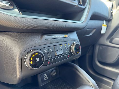 Used 2024 Ford Bronco Sport Badlands image 14