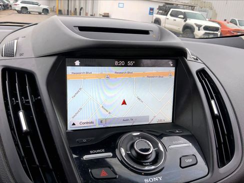 Used 2018 Ford Escape Titanium w/ Ford Safe & Smart Package image 32