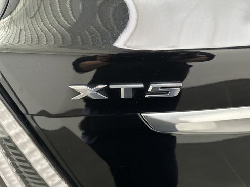 Used 2022 Cadillac XT5 Sportv w/ Platinum Package AWD/4WD image 14