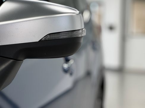 Used 2023 Subaru Forester Touring image 11