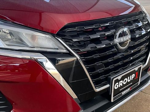 Used 2023 Nissan Kicks SV image 27