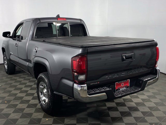 Used 2021 Toyota Tacoma SR5 RWD image 6