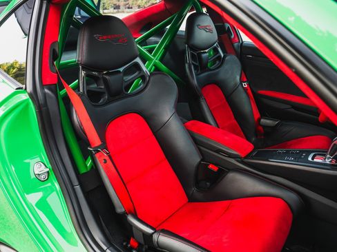 Used 2018 Porsche 911 GT2 RS RWD image 58