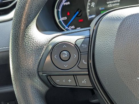 Used 2023 Toyota RAV4 LE image 28