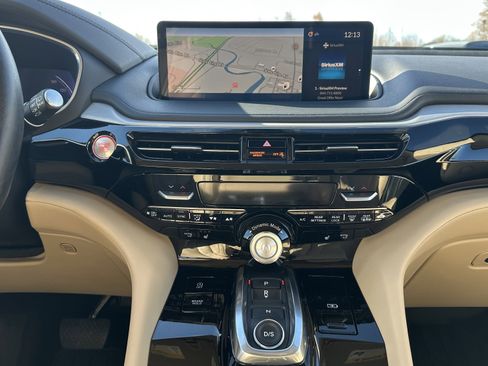 Used 2023 Acura MDX SH-AWD w/ Technology Package image 31
