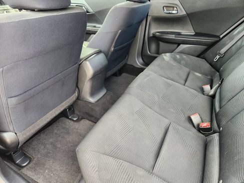 Used 2017 Honda Accord LX image 21