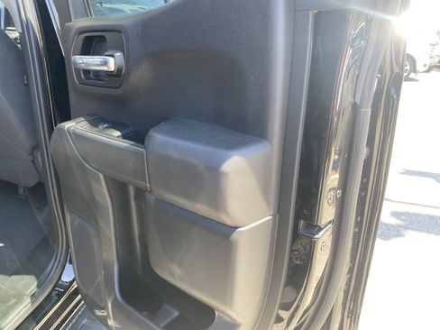 Used 2022 Chevrolet Silverado 1500 Custom RWD image 16