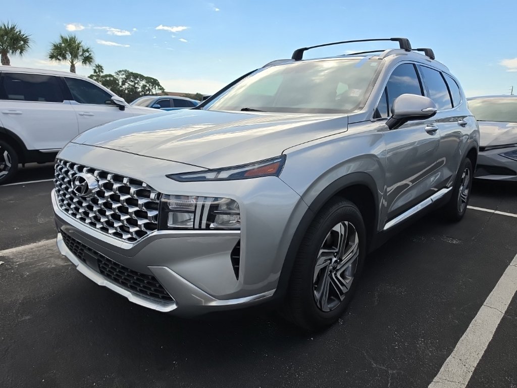 Used 2022 Hyundai Santa Fe SEL w/ Convenience + Premium Package FWD image 4