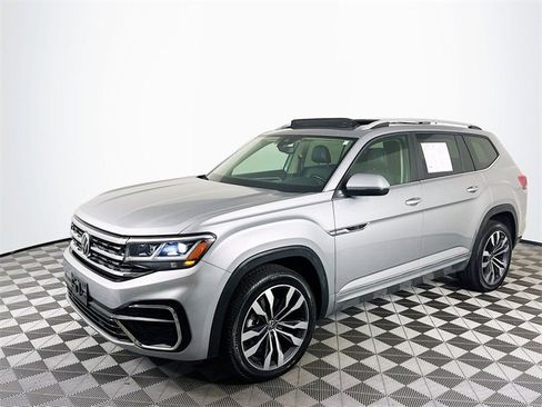 Used 2021 Volkswagen Atlas SEL R-Line image 4