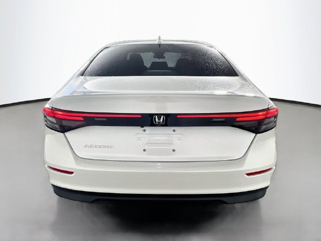 Used 2023 Honda Accord LX image 7
