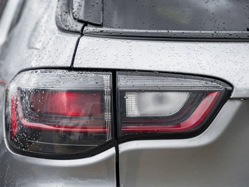 Used 2022 Jeep Compass High Altitude image 6