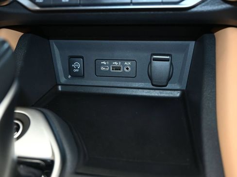 Used 2025 Nissan Sentra SV w/ SV Premium Package FWD image 27