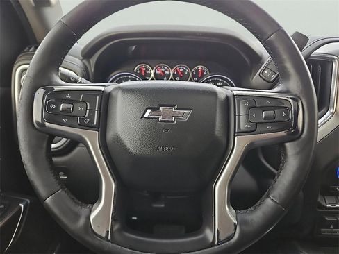 Used 2020 Chevrolet Silverado 1500 LT Trail Boss image 24