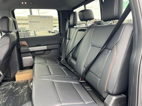 New 2026 Ford F350 Lariat w/ Black Appearance Package AWD/4WD image 24