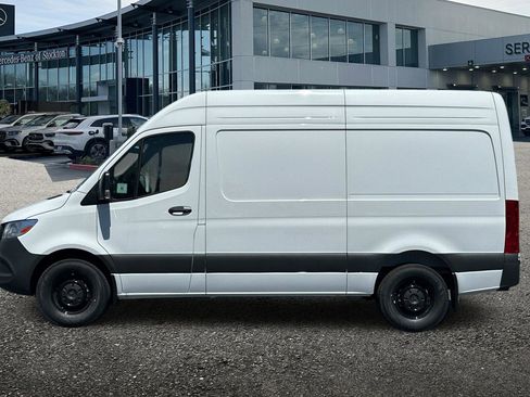 New 2025 Mercedes-Benz Sprinter 2500 image 7
