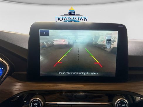 Used 2020 Ford Escape Titanium w/ Titanium Premium Package 2.0 AWD/4WD image 19