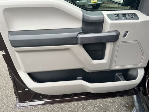 Certified 2019 Ford F150 XL w/ Equipment Group 101A Mid image 17