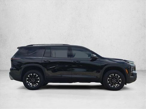 Used 2026 Chevrolet Traverse Z71 w/ Driver Confidence Package AWD/4WD image 4