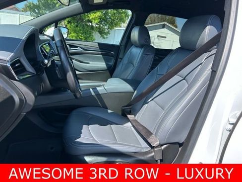 Used 2023 Buick Enclave Essence image 14