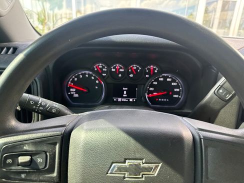 Used 2022 Chevrolet Silverado 1500 Custom AWD/4WD image 19
