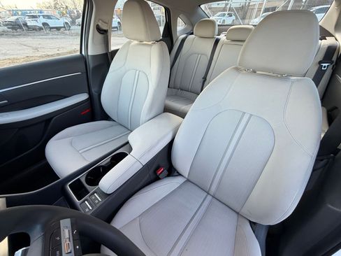 Used 2025 Hyundai Sonata SEL image 35