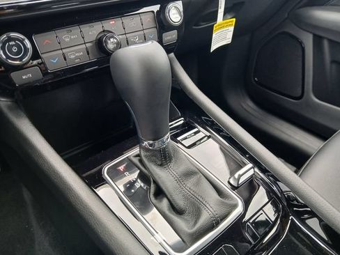 New 2026 Jeep Compass Latitude AWD/4WD image 26