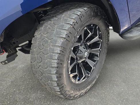 Used 2014 Toyota Tundra 1794 Edition AWD/4WD image 28