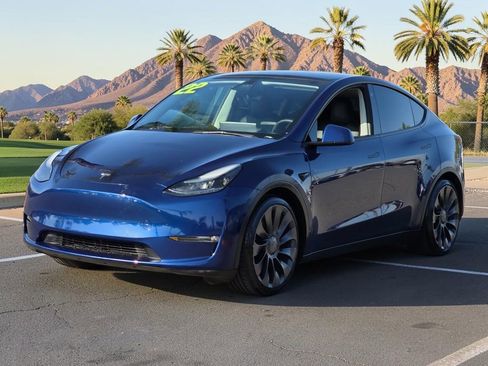 Used 2022 Tesla Model Y Performance AWD/4WD image 4