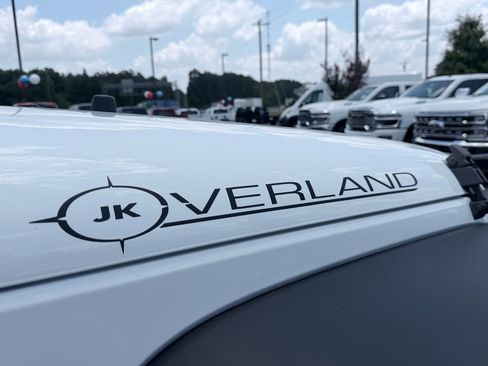Used 2017 Jeep Wrangler Unlimited Sport AWD/4WD image 11