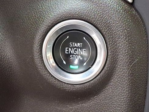 Used 2019 Chevrolet Silverado 1500 RST image 24