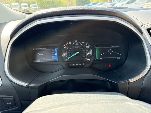 Used 2015 Ford Edge SEL w/ Equipment Group 201A AWD/4WD image 10